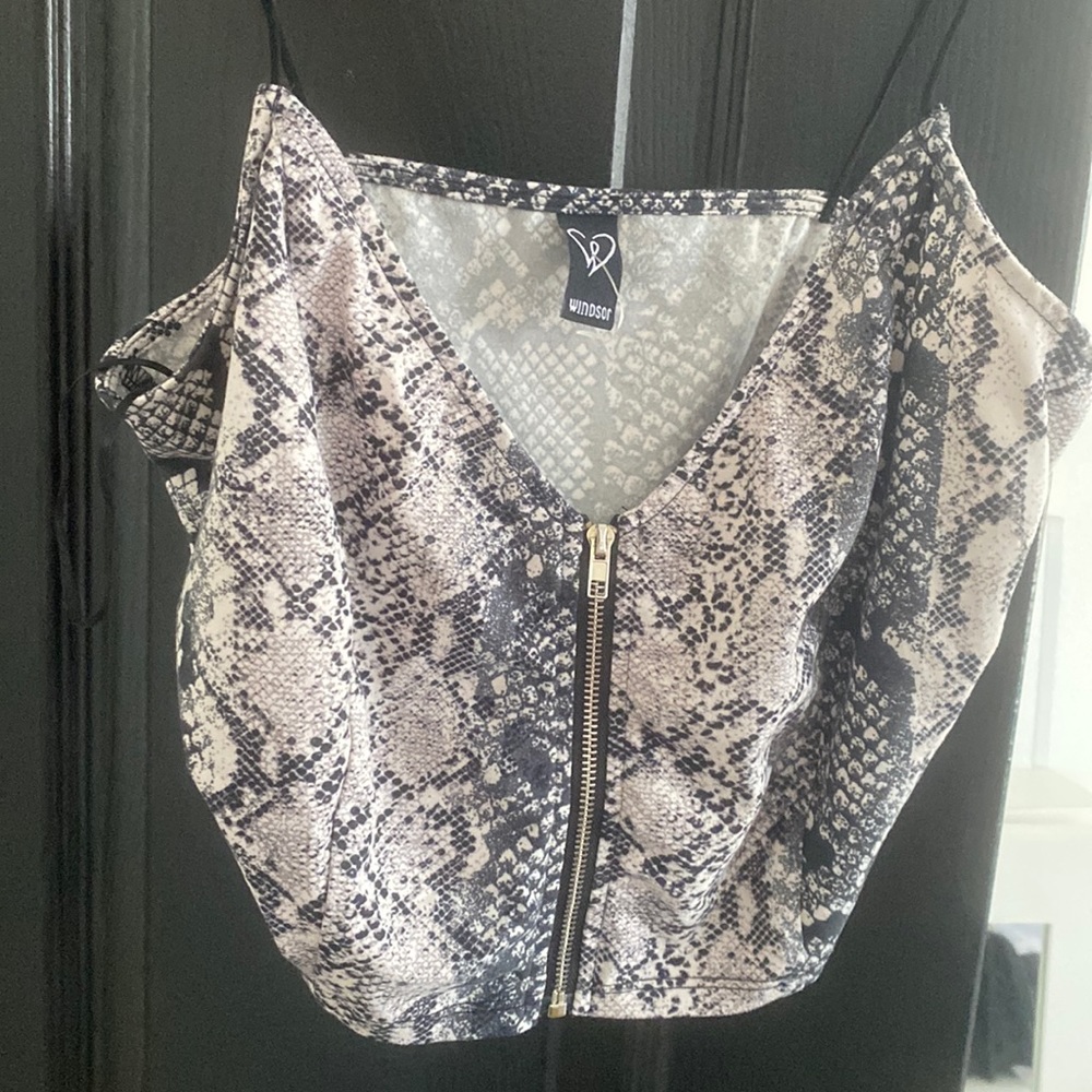 Windsor snack skin print top